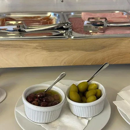 Brandestini Konukevi 4*