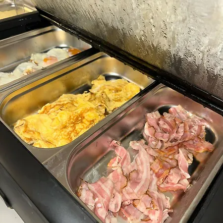 Konukevi Brandestini 4*